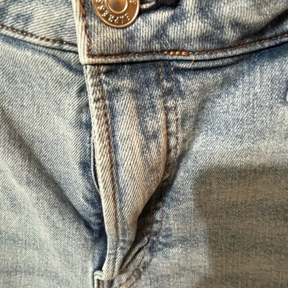 Express Men’s Slim Straight Light Wash Low Stretch Jeans, Size 34x30, EUC - Picture 4 of 11